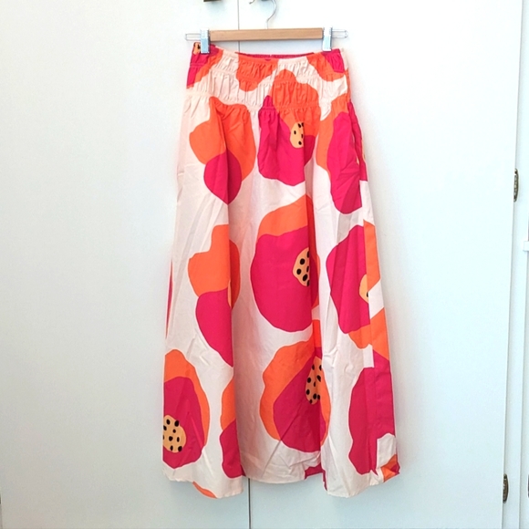 🌺NEW🌺Shein X Valeria Galipoli graphic print elastic floral skirt size XS - Picture 2 of 5